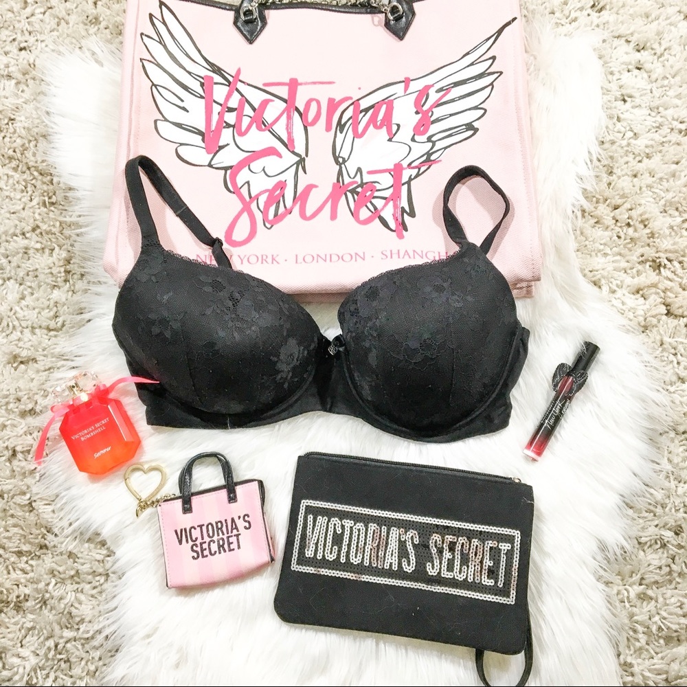 38DD Victoria Secret Bra